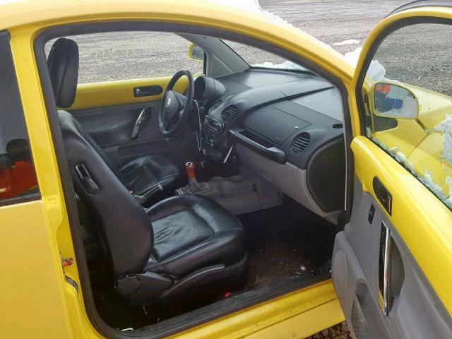 3VWDD21C6YM455175 - 2000 VOLKSWAGEN NEW BEETLE YELLOW photo 5