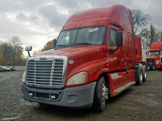 1FUJGLDR69LAH4584 - 2009 FREIGHTLINER CASCADIA 1 RED photo 2