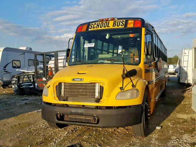 4UZABRCS78CY61391 - 2008 FREIGHTLINER CHASSIS B2 YELLOW photo 2