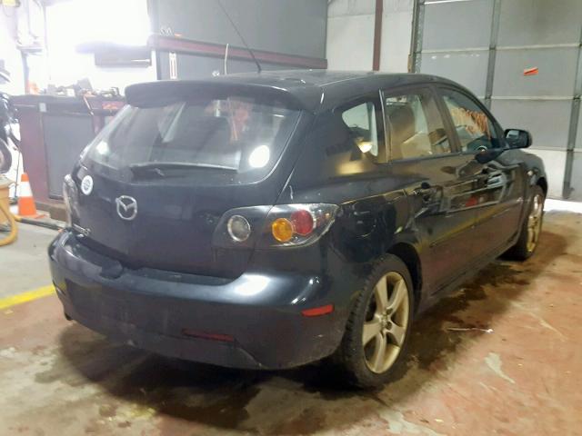 JM1BK144661481767 - 2006 MAZDA 3 HATCHBAC BLACK photo 4