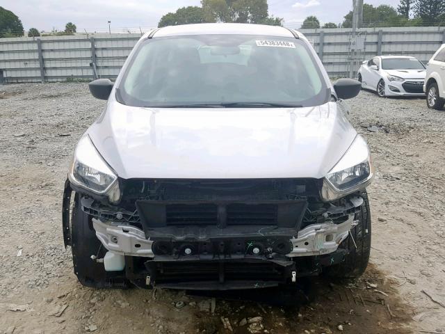 1FMCU0F72HUA46497 - 2017 FORD ESCAPE S SILVER photo 9