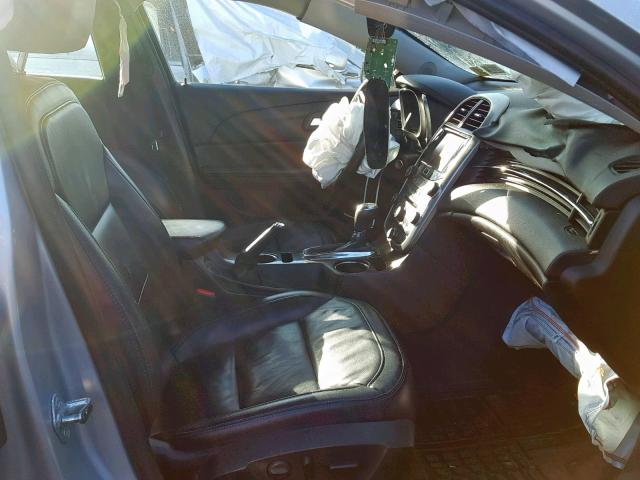 1G11E5SA4GF164229 - 2016 CHEVROLET MALIBU LIM 银色 照片 5