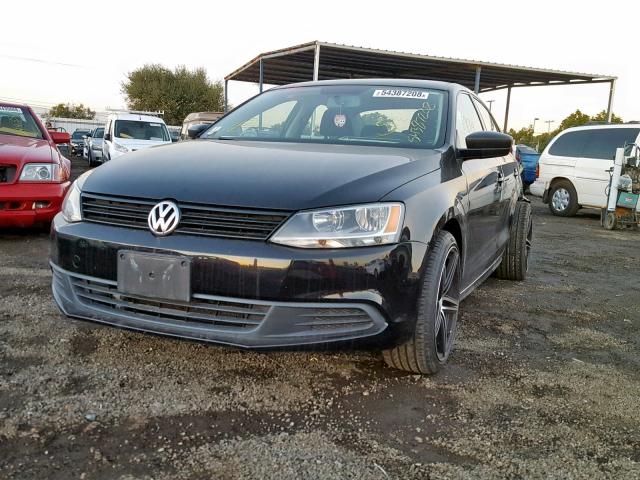 3VW1K7AJ8DM210084 - 2013 VOLKSWAGEN JETTA BASE BLACK photo 2
