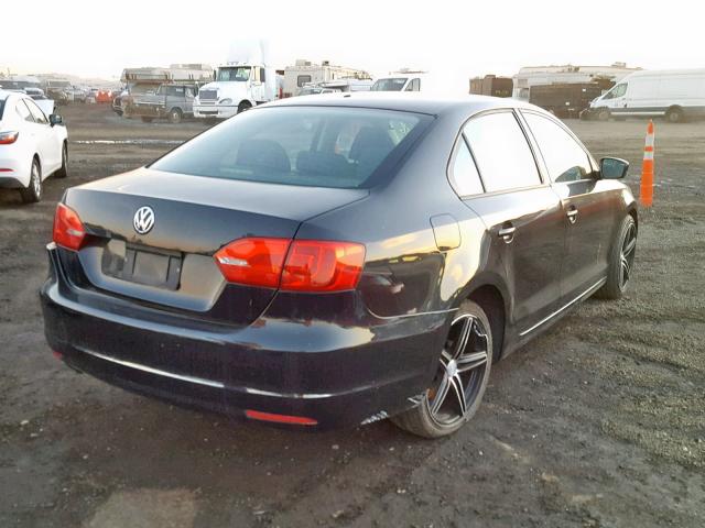 3VW1K7AJ8DM210084 - 2013 VOLKSWAGEN JETTA BASE BLACK photo 4