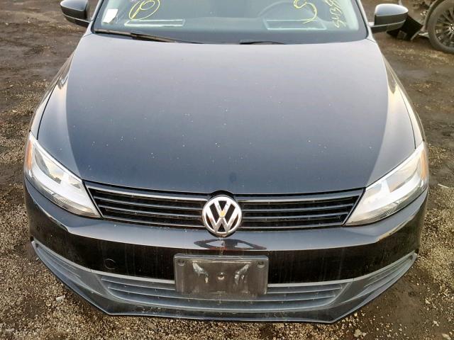 3VW1K7AJ8DM210084 - 2013 VOLKSWAGEN JETTA BASE BLACK photo 9