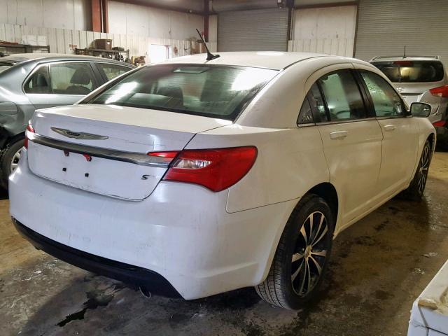 1C3BC8FG9BN567577 - 2011 CHRYSLER 200 S WHITE photo 4