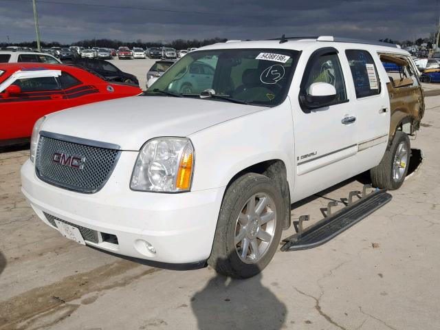 1GKFK66888J219755 - 2008 GMC YUKON XL D WHITE photo 2