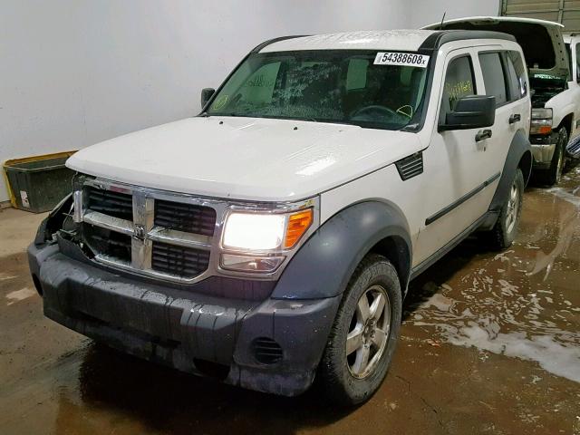 1D8GU28K68W216143 - 2008 DODGE NITRO SXT WHITE photo 2