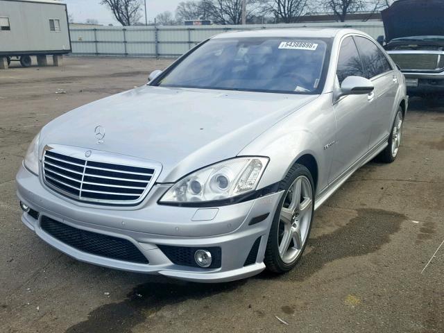 WDDNG79X47A126589 - 2007 MERCEDES-BENZ S 65 AMG SILVER photo 2