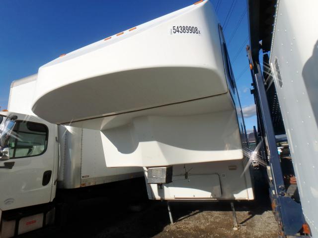 2GRFW29T53S030508 - 2003 TRIM TRAILER TRAVEL WHITE photo 3