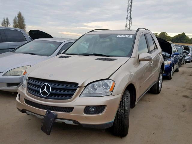 4JGBB86E56A024605 - 2006 MERCEDES-BENZ ML 350 GOLD photo 2