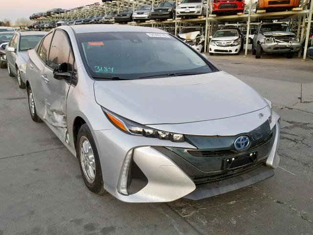 JTDKARFP1J3076521 - 2018 TOYOTA PRIUS PRIM ვერცხლისფერი ფოტო 1