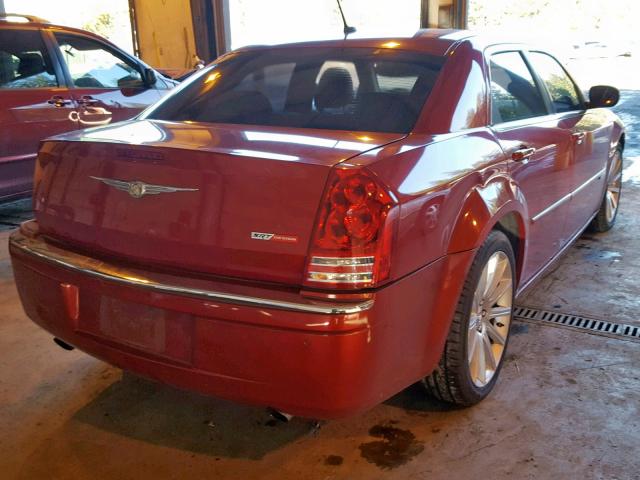 2C3LA63H28H126290 - 2008 CHRYSLER 300C RED photo 4