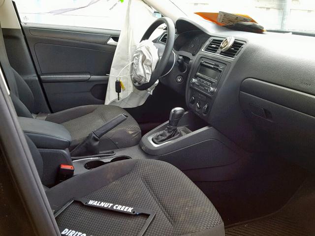 3VW2K7AJ7EM394617 - 2014 VOLKSWAGEN JETTA BASE Սև լուսանկար 5