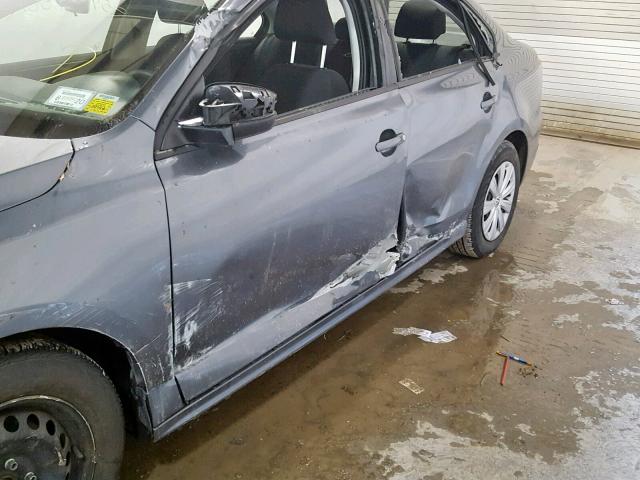 3VW2K7AJ3EM351179 - 2014 VOLKSWAGEN JETTA BASE Մոխրագույն լուսանկար 9