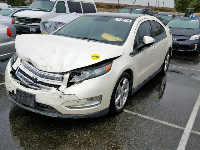 1G1RH6E42CU124632 - 2012 CHEVROLET VOLT WHITE photo 2