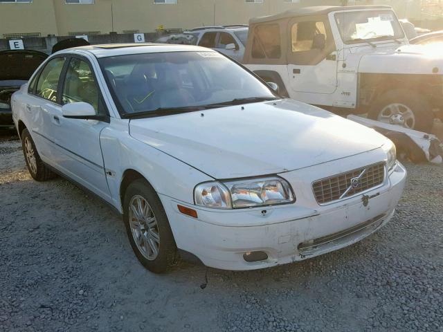 YV1TS592351415396 - 2005 VOLVO S80 2.5T WHITE photo 1