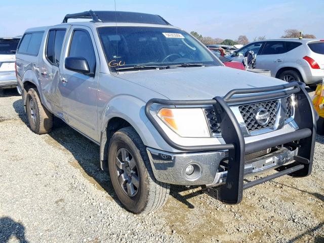 1N6AD07W68C438547 - 2008 NISSAN FRONTIER C SILVER photo 1