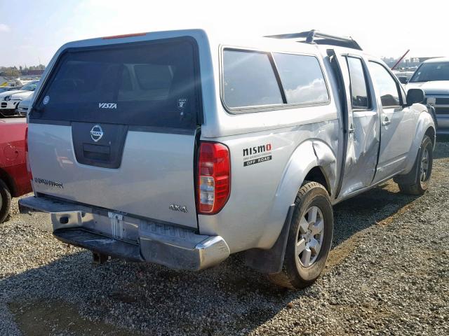 1N6AD07W68C438547 - 2008 NISSAN FRONTIER C SILVER photo 4