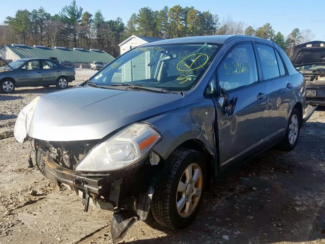 3N1BC11E19L439243 - 2009 NISSAN VERSA S SILVER photo 2