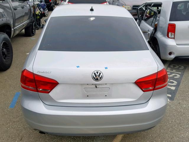 1VWAP7A31CC028763 - 2012 VOLKSWAGEN PASSAT S SILVER photo 9