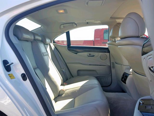 JTHBL5EF8A5094738 - 2010 LEXUS LS 460 WHITE photo 6