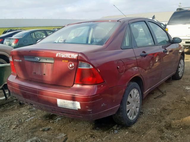 1FAFP34NX7W338970 - 2007 FORD FOCUS ZX4 RED photo 4