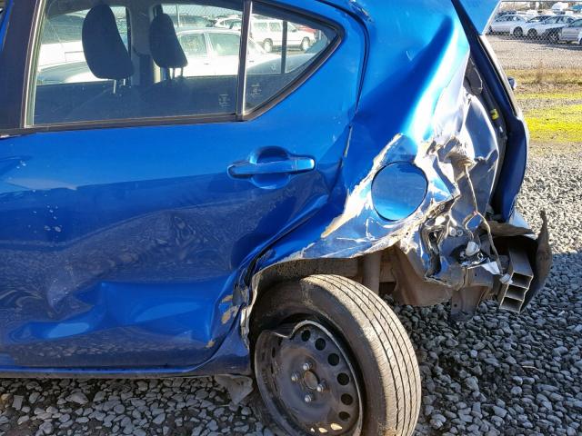 JTDKDTB37F1585135 - 2015 TOYOTA PRIUS C BLUE photo 9