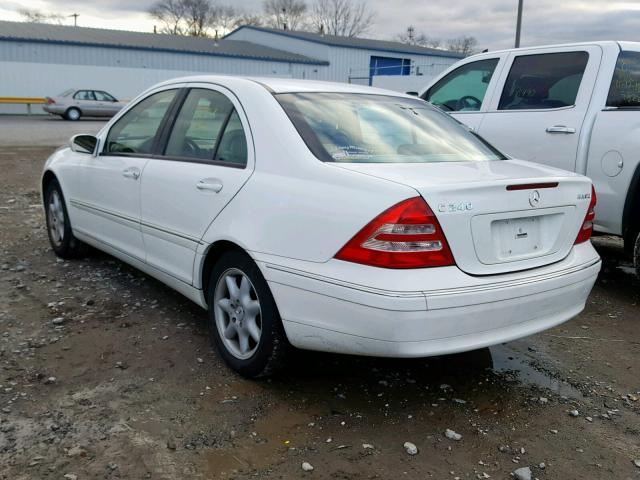 WDBRF81J63F402097 - 2003 MERCEDES-BENZ C 240 4MAT WHITE photo 3