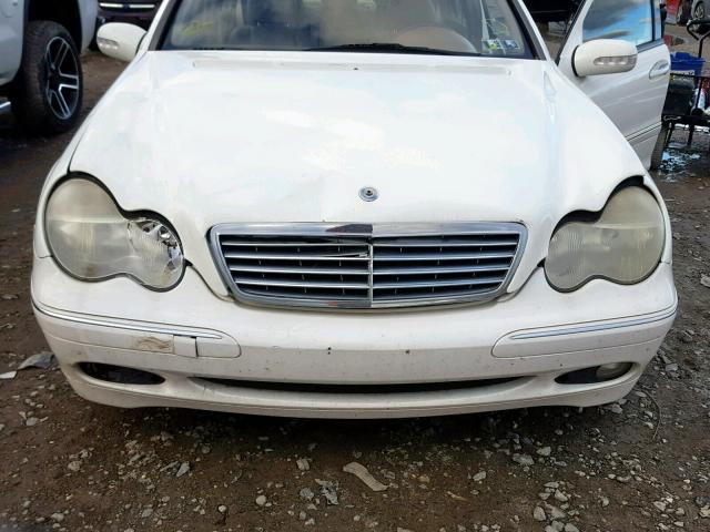 WDBRF81J63F402097 - 2003 MERCEDES-BENZ C 240 4MAT WHITE photo 7