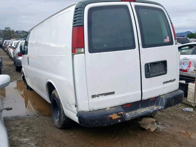 1GCFG15M6Y1120222 - 2000 CHEVROLET EXPRESS G1 WHITE photo 3