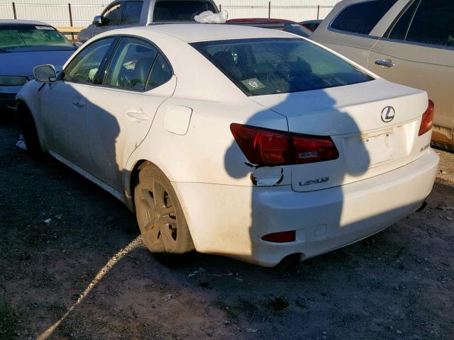 JTHBK262462017760 - 2006 LEXUS IS 250 WHITE photo 3