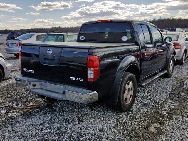 1N6AD07W86C436442 - 2006 NISSAN FRONTIER C BLACK photo 4