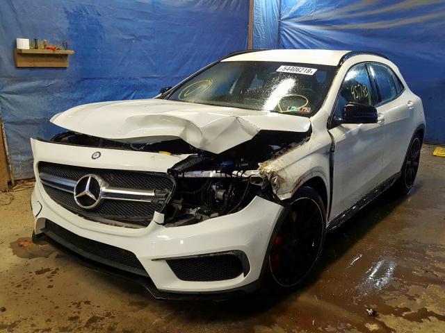 WDDTG5CB9FJ116390 - 2015 MERCEDES-BENZ GLA 45 AMG WHITE photo 2