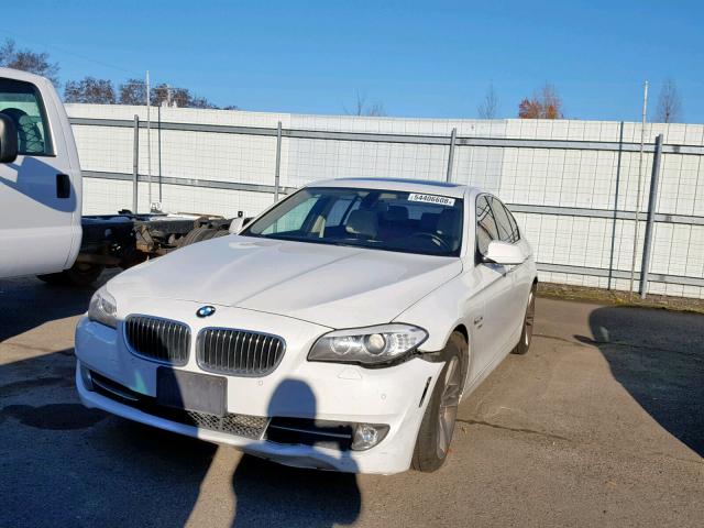 WBAXH5C57CC595053 - 2012 BMW 528 XI WHITE photo 2