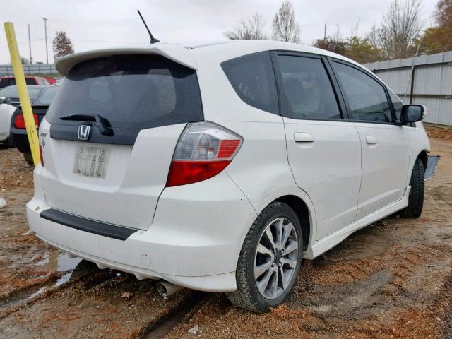 JHMGE8H55CC022995 - 2012 HONDA FIT SPORT WHITE photo 4