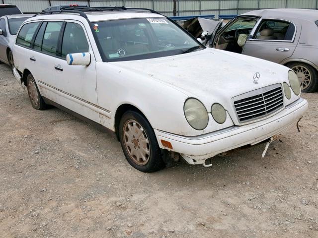 WDBJH65F3XA790653 - 1999 MERCEDES-BENZ E 320 WHITE photo 1