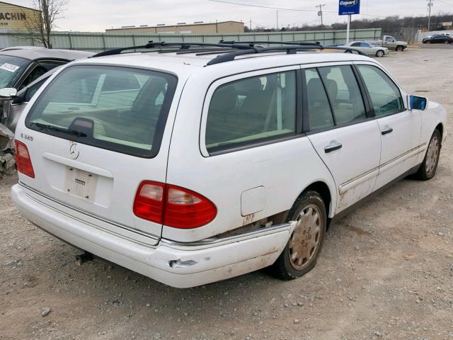 WDBJH65F3XA790653 - 1999 MERCEDES-BENZ E 320 WHITE photo 4