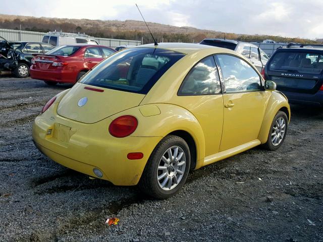 3VWCR31C94M415072 - 2004 VOLKSWAGEN NEW BEETLE YELLOW photo 4