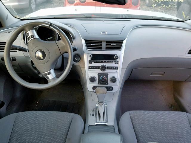 1G1ZB5EB3A4139809 - 2010 CHEVROLET MALIBU LS 灰色 照片 9