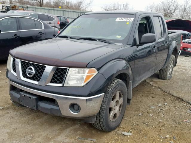 1N6AD07W97C430859 - 2007 NISSAN FRONTIER C BLACK photo 2