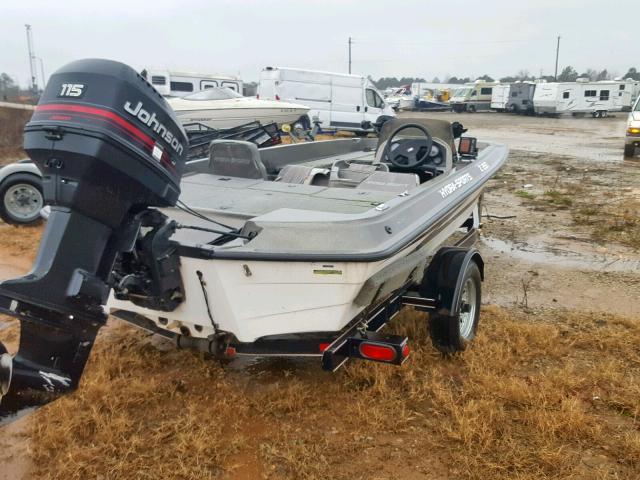 HSX6Z142G596 - 1996 BOAT W/TRAILER GRAY photo 4