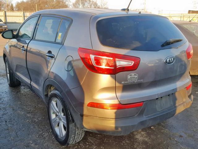 KNDPBCA27C7283566 - 2012 KIA SPORTAGE L SILVER photo 3