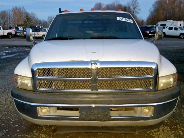 3B7MC33W3TM159204 - 1996 DODGE RAM 3500 WHITE photo 9