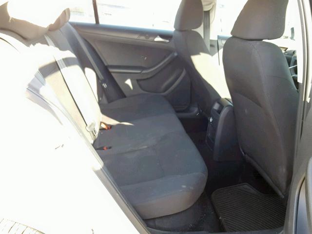 3VW1K7AJ0FM201818 - 2015 VOLKSWAGEN JETTA BASE Սպիտակ լուսանկար 6