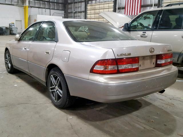 JT8BF28G9X5065963 - 1999 LEXUS ES 300 GOLD photo 3