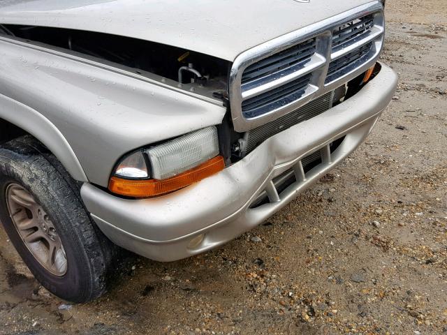 1B4HS58Z52F147196 - 2002 DODGE DURANGO SL SILVER photo 9