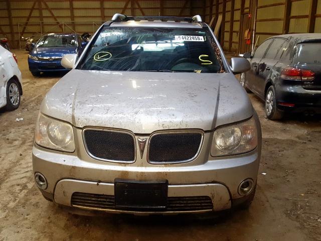 2CKDL33F386038053 - 2008 PONTIAC TORRENT SILVER photo 9