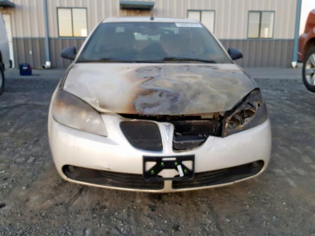 1G2ZH57N394136907 - 2009 PONTIAC G6 GT WHITE photo 9