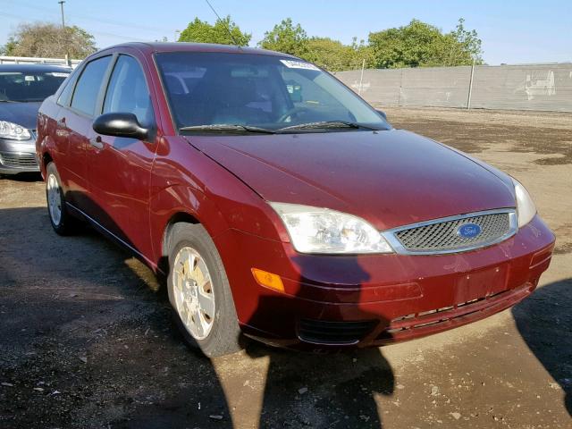 1FAHP34N97W313244 - 2007 FORD FOCUS ZX4 RED photo 1